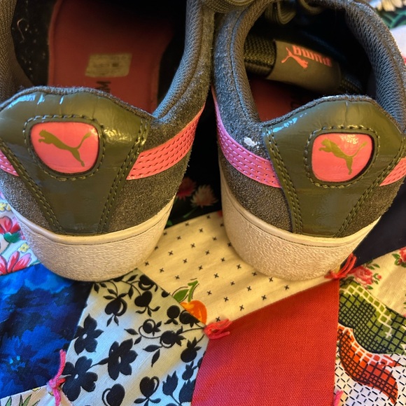 Puma Olive green and pink Suede Sneakers - Picture 7 of 9
